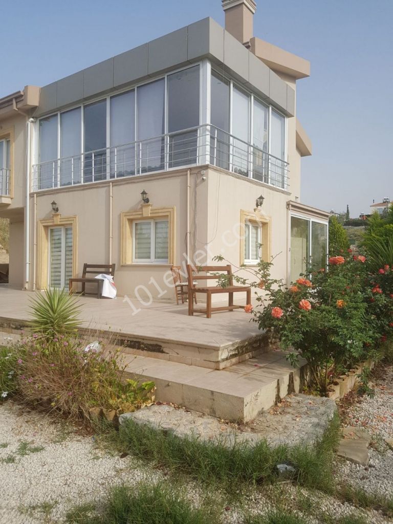 Villa For Sale in Arapköy, Kyrenia