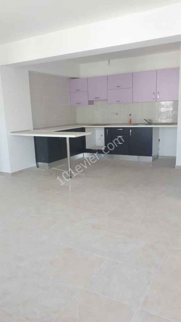 Flat To Rent in Girne Merkez, Kyrenia