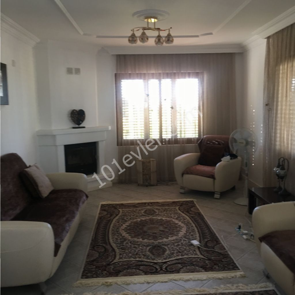 Detached House For Sale in Lapta, Kyrenia