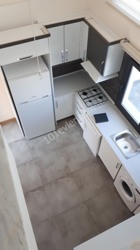 Girne Alsancak da kiralık 1+1 Sendellı Full Eşyallı SIFIR Daireler  Atakara market cıvarlarında!