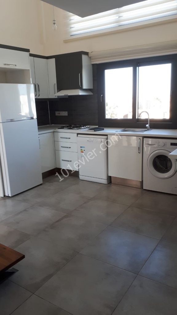 Girne Alsancak da kiralık 1+1 Sendellı Full Eşyallı SIFIR Daireler  Atakara market cıvarlarında!