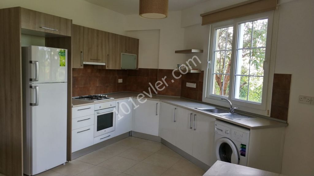 Girne Alsancak'ta kiralık 1+1 Full Eşyalı lüks daire  Atakara Market civarlarında!