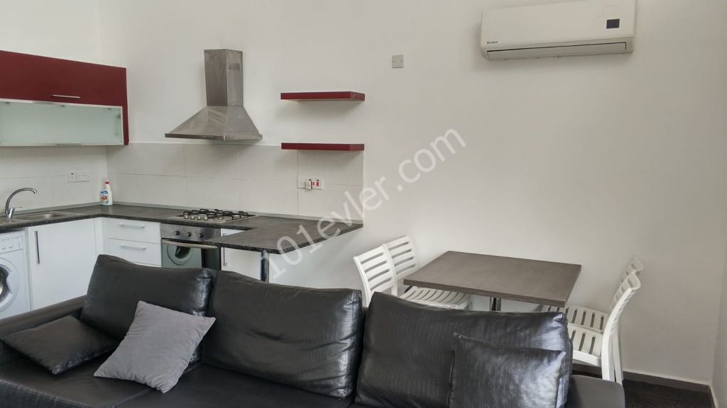 Flat To Rent in Alsancak, Kyrenia