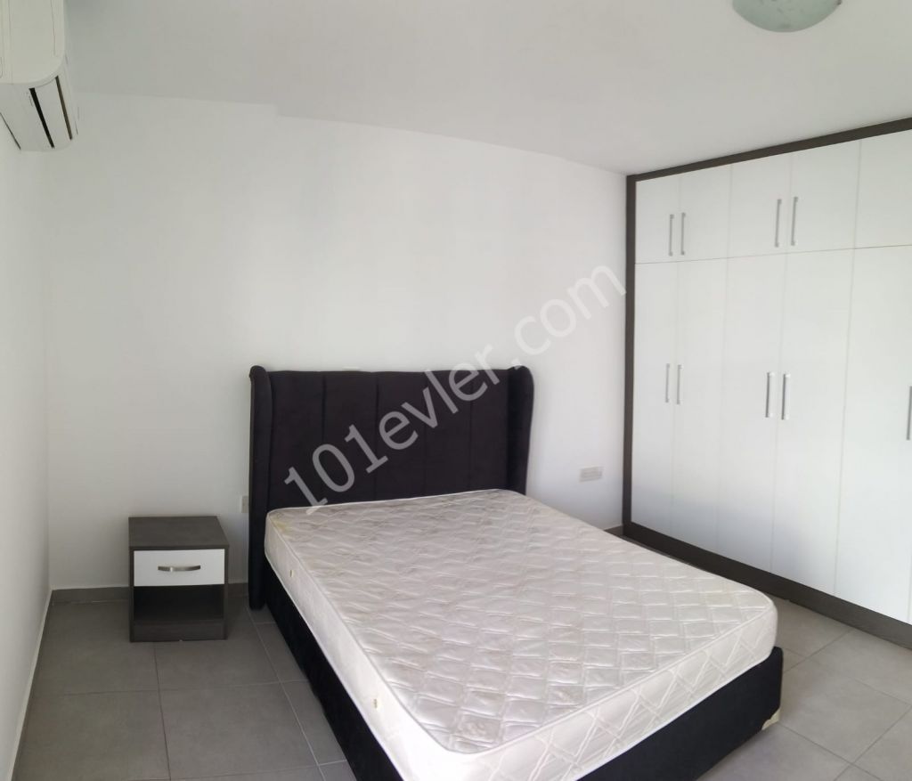 Flat To Rent in Alsancak, Kyrenia