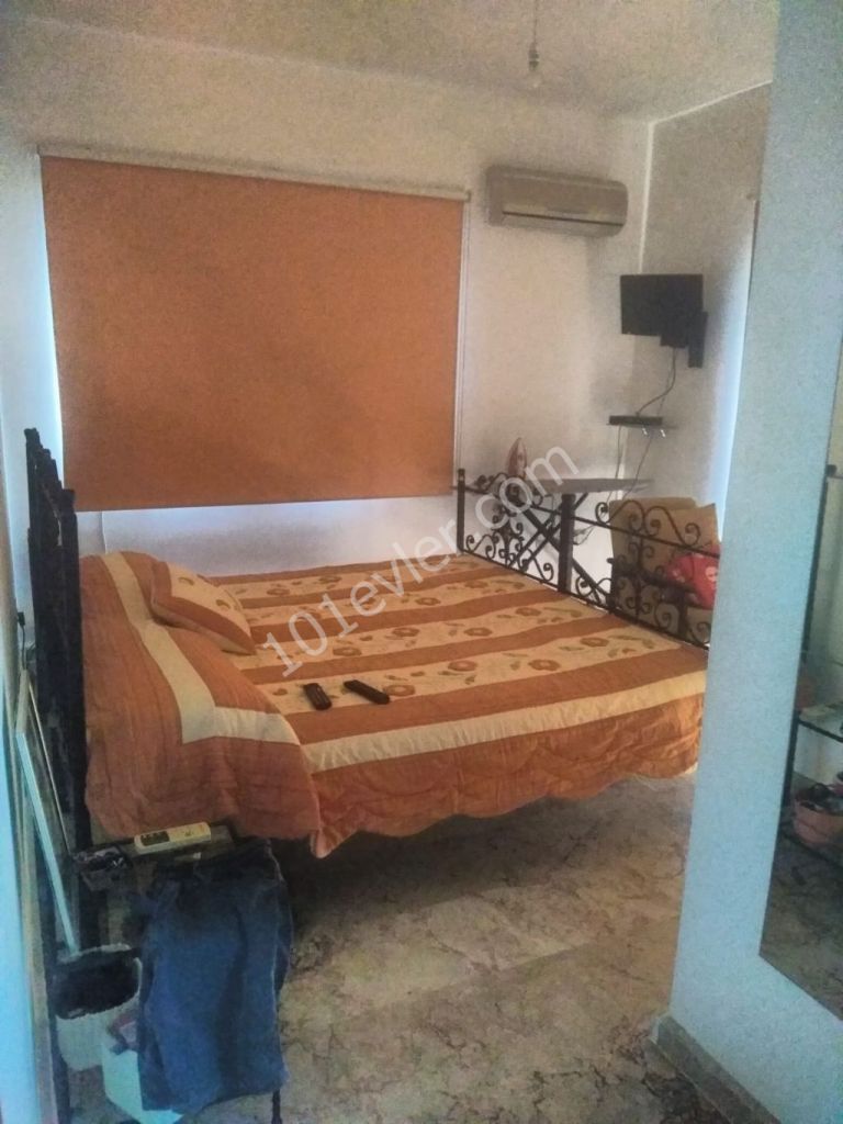 Girne Alsancak'da kiralık 3+1 Çıkartma Plajı'na yakın Güzel Villa!!!!