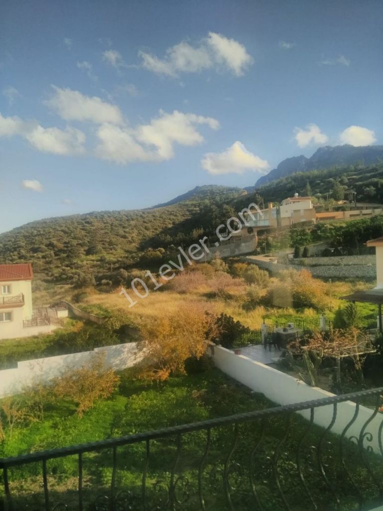 Alsancak Yeşiltepe also has a 3 + 1 Furnished SIFFIR Villa with a large garden for rent !!! РУСКАЯЗИЧНЫ РЕЛТОР!!! ** 