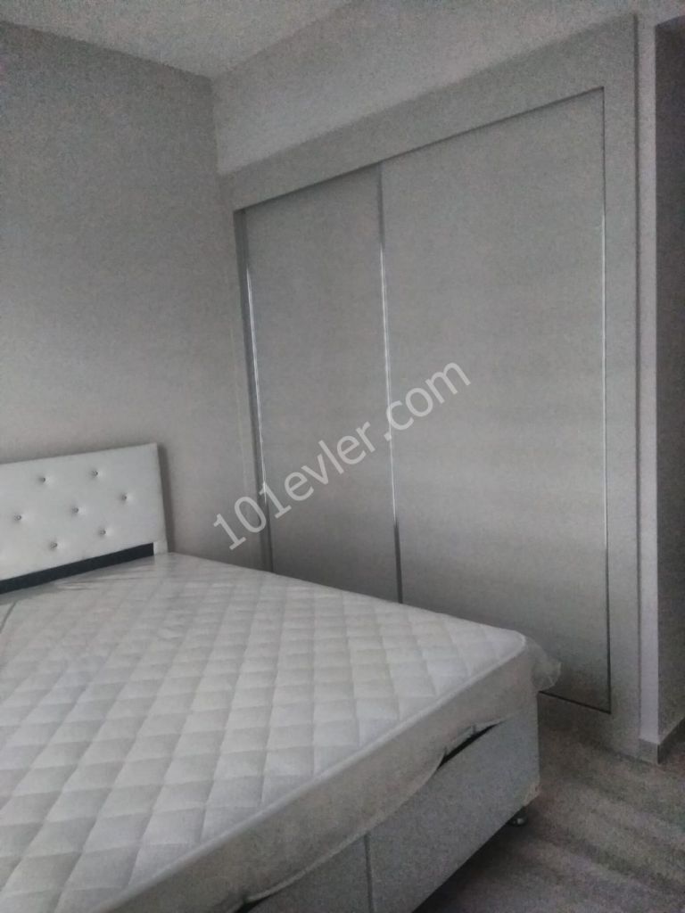 Flat To Rent in Alsancak, Kyrenia