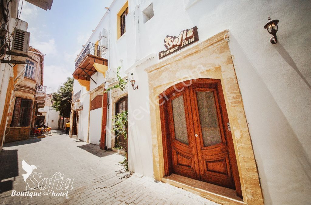 BOUTIQUE HOTEL IN THE OLD PART OF KYRENIA WITH 27 PEOPLE CAPACITY - SOLE AGENT