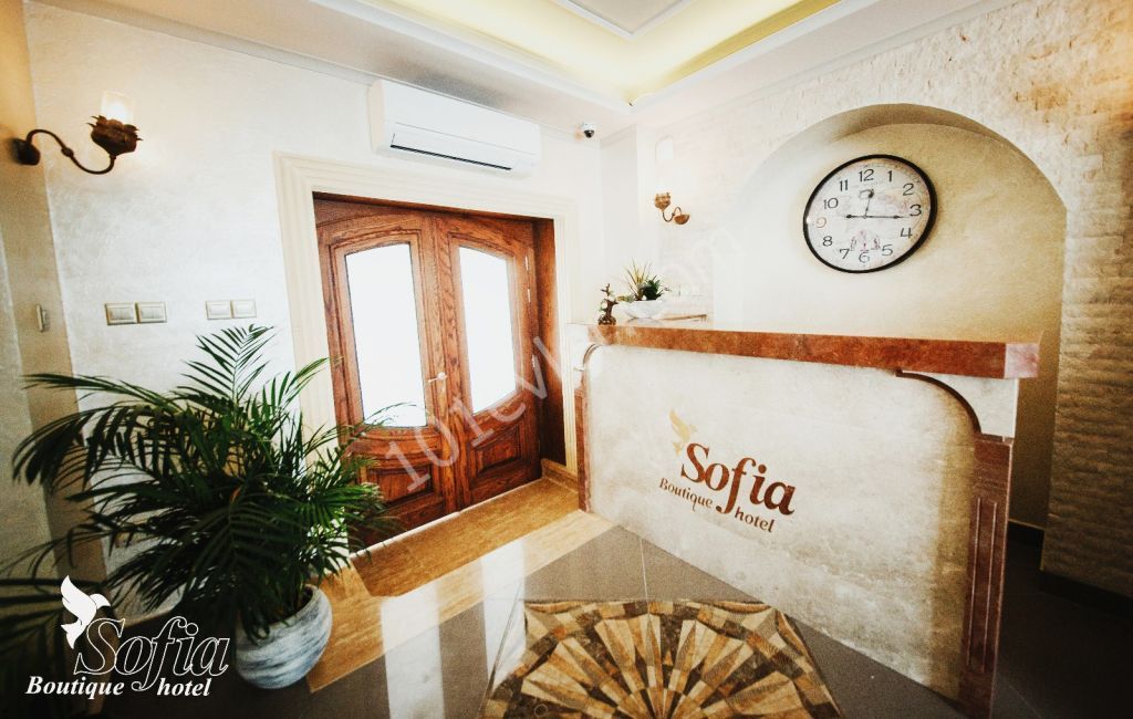 BOUTIQUE HOTEL IN THE OLD PART OF KYRENIA WITH 27 PEOPLE CAPACITY - SOLE AGENT