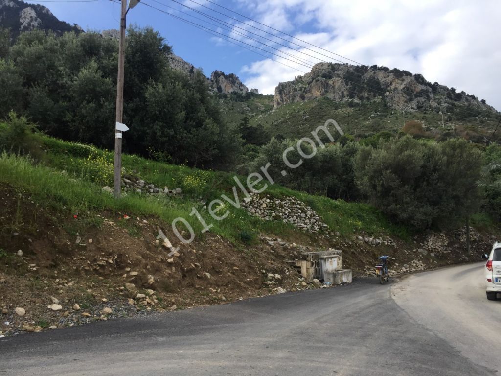 KYRENIA/Karşıyaka village around 2.5 Dönüms of PLOT with excellent sea and mountain views