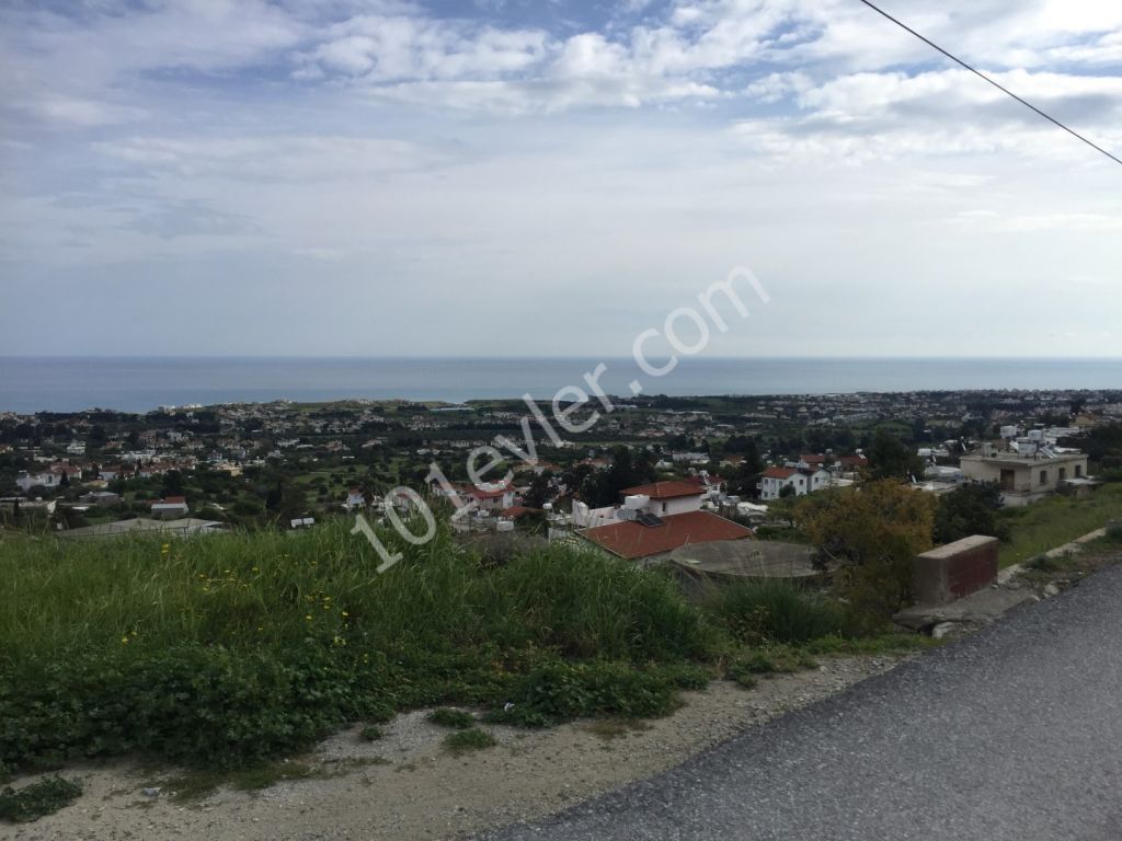 KYRENIA/Karşıyaka village 1 dönüm PLOT WITH EXCELLENT SEA VIEWS - UNITTERRUPTABLE SEA VIEWS