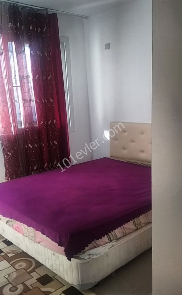 LAPTA BEKTAŞ MARKET CIVARINDA 2+1 DAİRE  ORTAK  HAVUZLU KİRALIK !!!! 0533846 11 83 ZEBA TAJİEVA