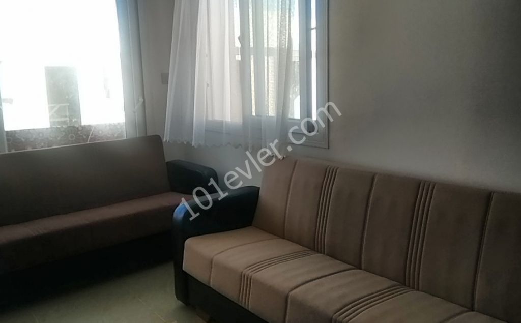 LAPTA BEKTAŞ MARKET CIVARINDA 2+1 DAİRE  ORTAK  HAVUZLU KİRALIK !!!! 0533846 11 83 ZEBA TAJİEVA