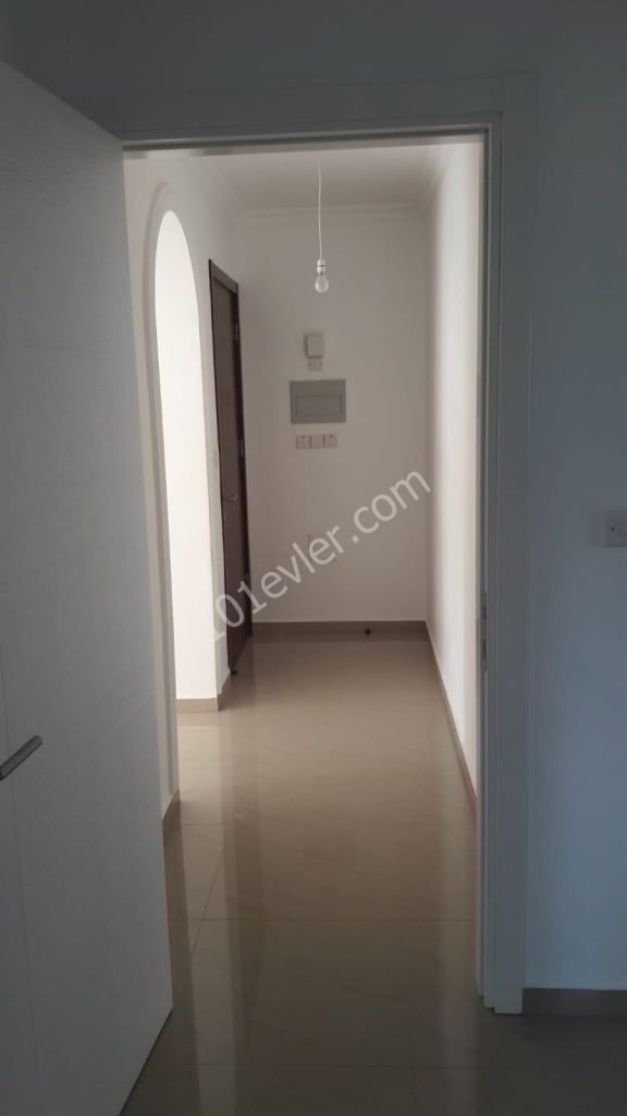 Flat To Rent in Doğanköy, Kyrenia