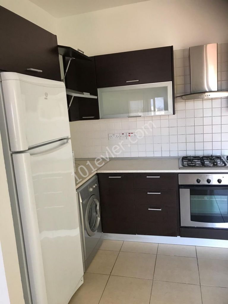 Flat To Rent in Alsancak, Kyrenia