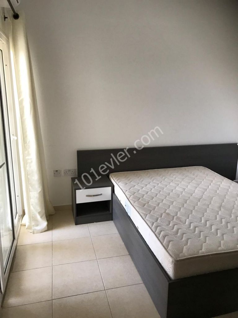 Flat To Rent in Alsancak, Kyrenia