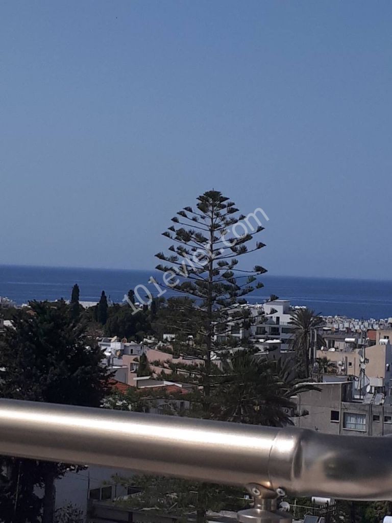 A NEW 3 +1 PENTHOUSE IN THE CENTER OF KYRENIA, WITHIN WALKING DISTANCE OF ALL LIVING AREAS ** 