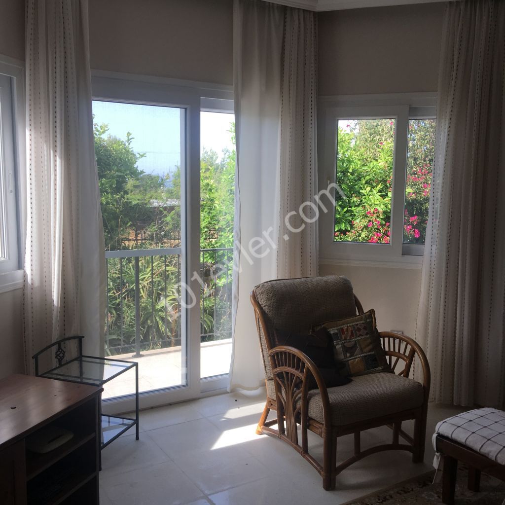 Bungalow For Sale in Alsancak, Kyrenia