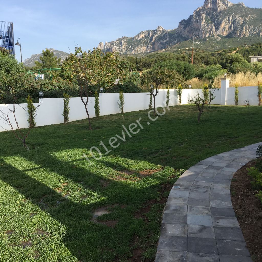 Villa For Sale in Edremit, Kyrenia