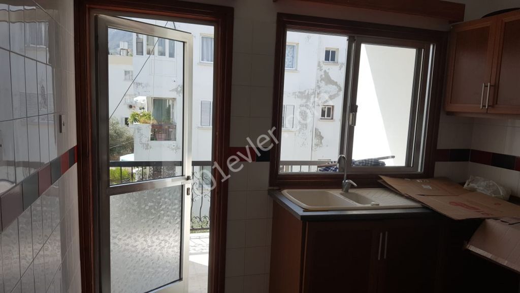 Flat For Sale in Yukarı Girne, Kyrenia