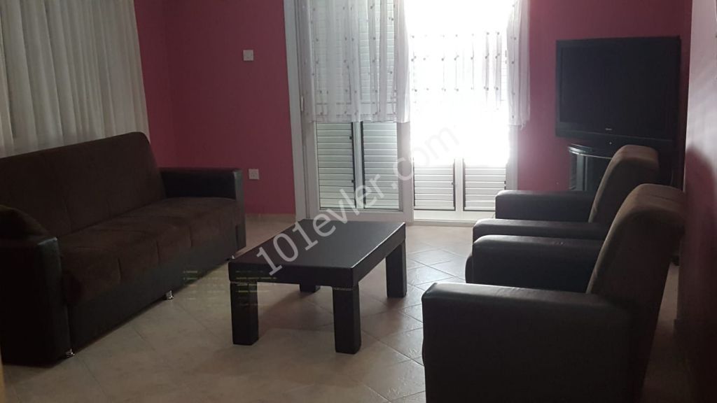 Flat To Rent in Yukarı Girne, Kyrenia