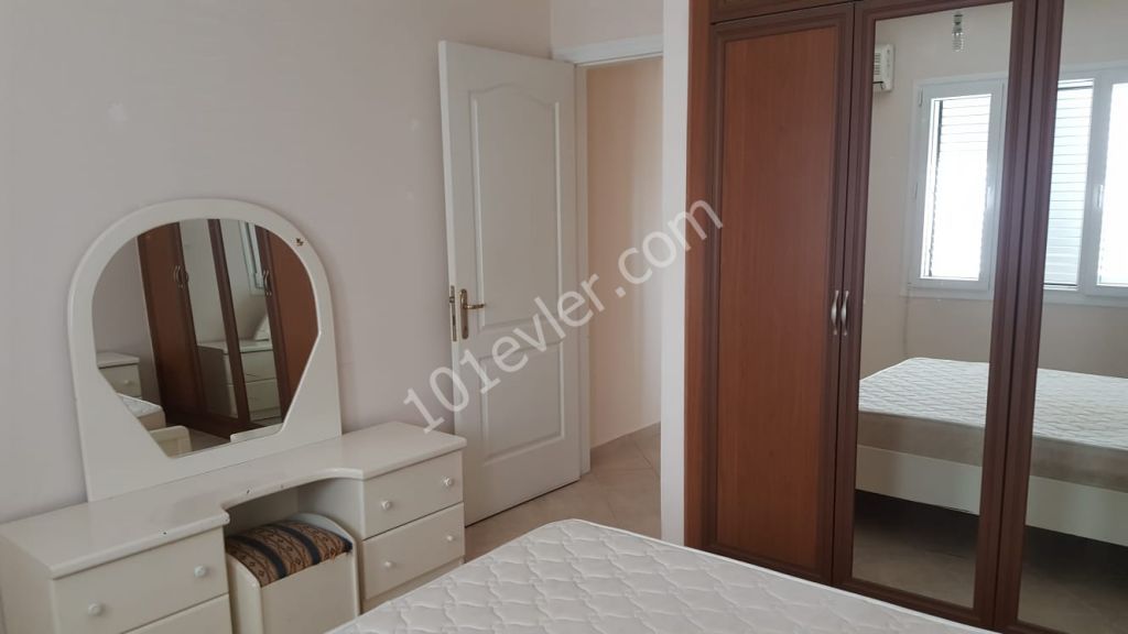 Flat To Rent in Yukarı Girne, Kyrenia