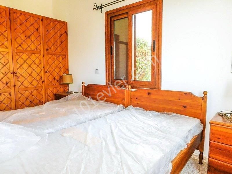 Villa with 3 Bedroom Pre 1974 Turkish Title with furniture and very private