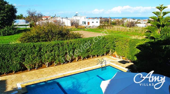 Villa in ALSANCAK  3+1  with swimming pool and individual title deeds- FREE HOLD. Contact : Doğan BORANSEL 0533-8671911