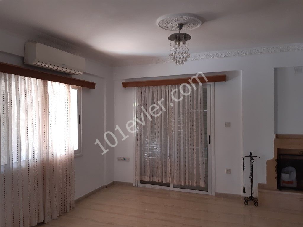 3 BEDROOM VILLA IN Kyrenia/ Doğanköy with Furniture - very close to SAM'S RESTAURANT 