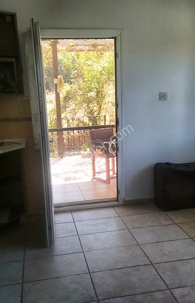 Flat To Rent in Lapta, Kyrenia