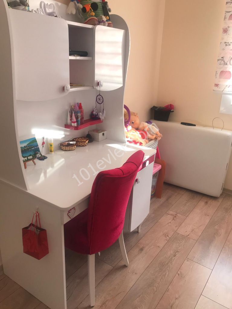 Kyrenia, Alsancak ta NEJAT BRITISH COLLAGE sowie 2 + 1 Wohnung freistehende COB geeignet für Kredit ** 