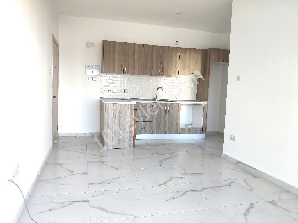 GİRNE OZANKÖY 1+1 YENİ DAİRE