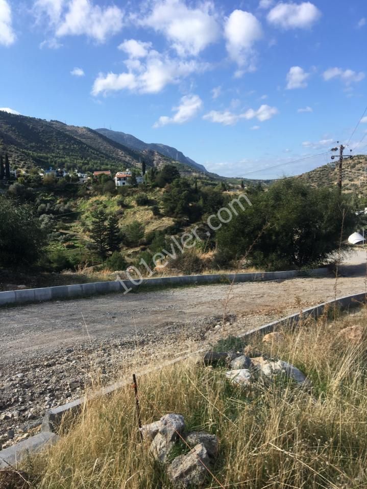 GIRNE ILGAZ FREISTEHENDES STEINHAUS MIT BERG-UND MEERBLICK ** 