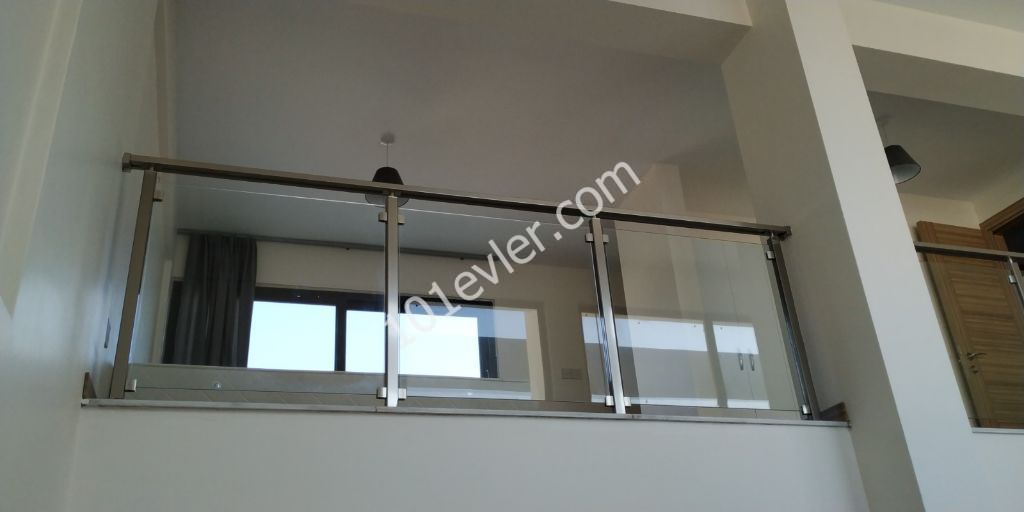 Flat To Rent in Alsancak, Kyrenia