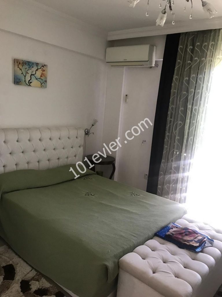 Flat To Rent in Alsancak, Kyrenia