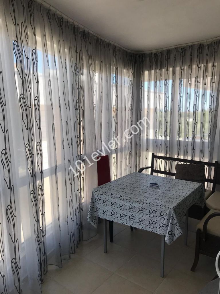 Flat To Rent in Alsancak, Kyrenia