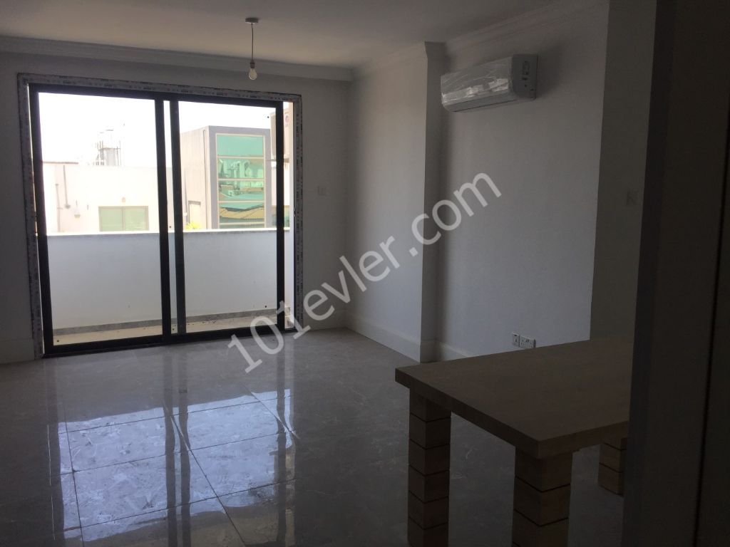 Nicosia, Dumlupinar region 2+1 Turkish Kochanli Apartment ** 