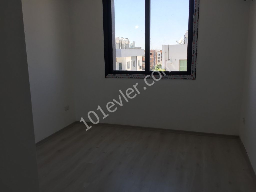 Nicosia, Dumlupinar region 2+1 Turkish Kochanli Apartment ** 