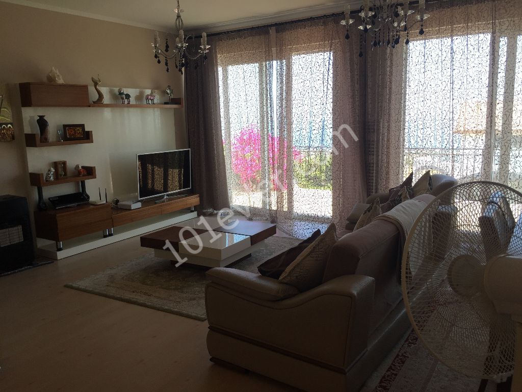 Semidetached 2 bedroom villa with excellent sea views in Arapkoy village