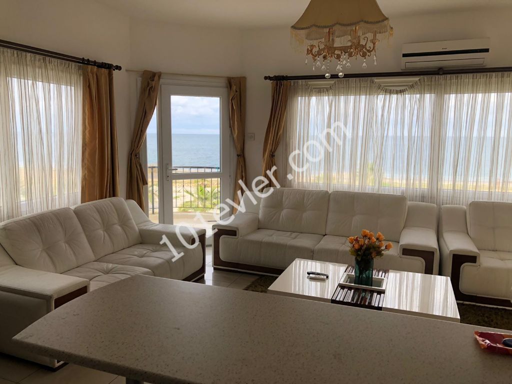 Penthouse To Rent in Lapta, Kyrenia