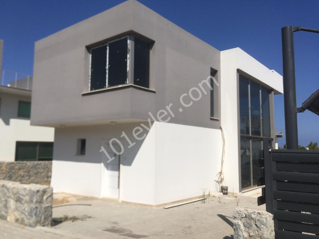 KYRENIA, ALSANCAK villa 3+1 brand new with SWIMMING POOL