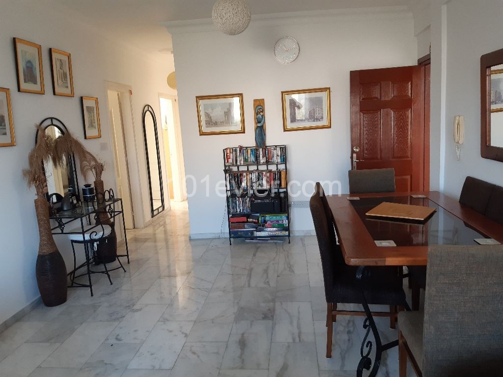 3+1 PENTHOUSE mit herrlichem Blick auf Kyrenia,ganz in der Nähe des Meeres in LAPTA - jetzt voll möbliert ** 