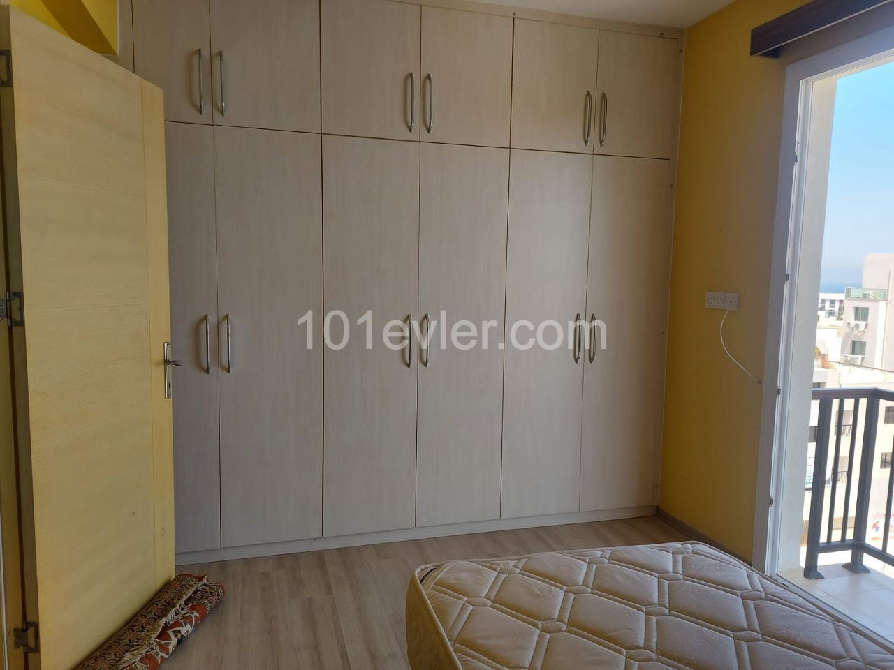 Kyrenia city centre 2+1 Apartment