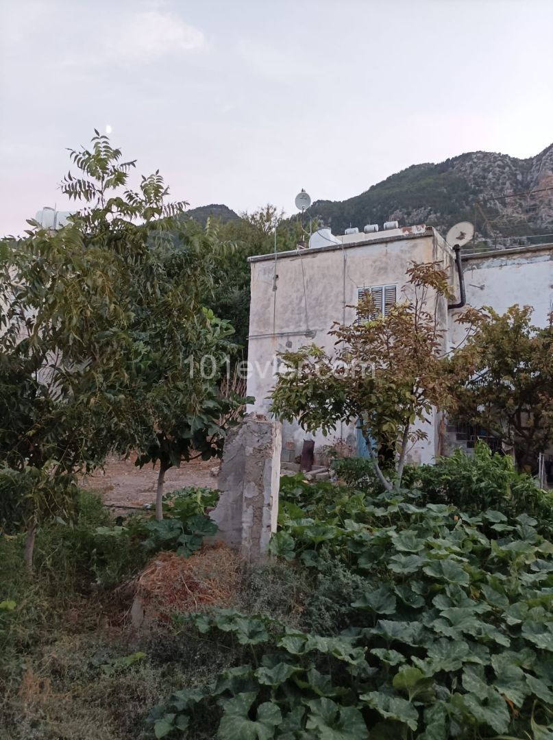 2 +1 Einfamilienhaus in Kyrenia, Lapta ** 