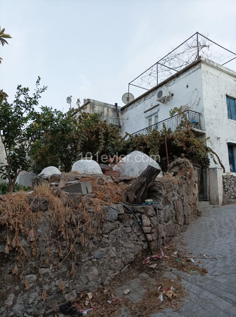 Two storey stone house in Lapta with excellent sea views