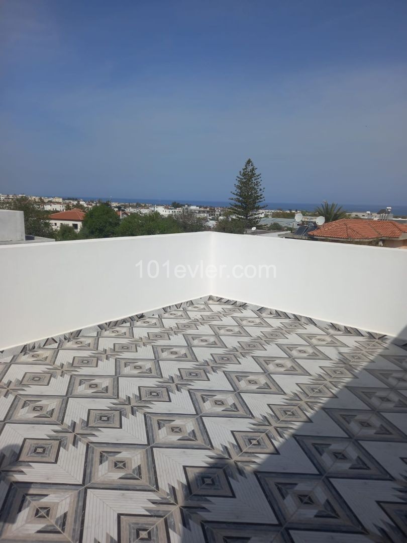 2+1 VILLA MIT FANTASTISCHER LAGE ZUM PREIS EINES APARTMENTS IN KYRENIA ALSANCAKTA ** 