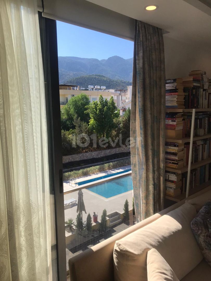 Girne , ALSANCAK'ta 2+1  MUHTEŞEM PENTHOUSE 