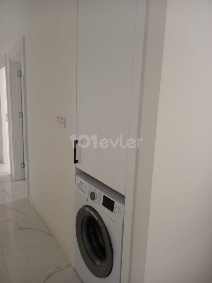 Flat To Rent in Alsancak, Kyrenia