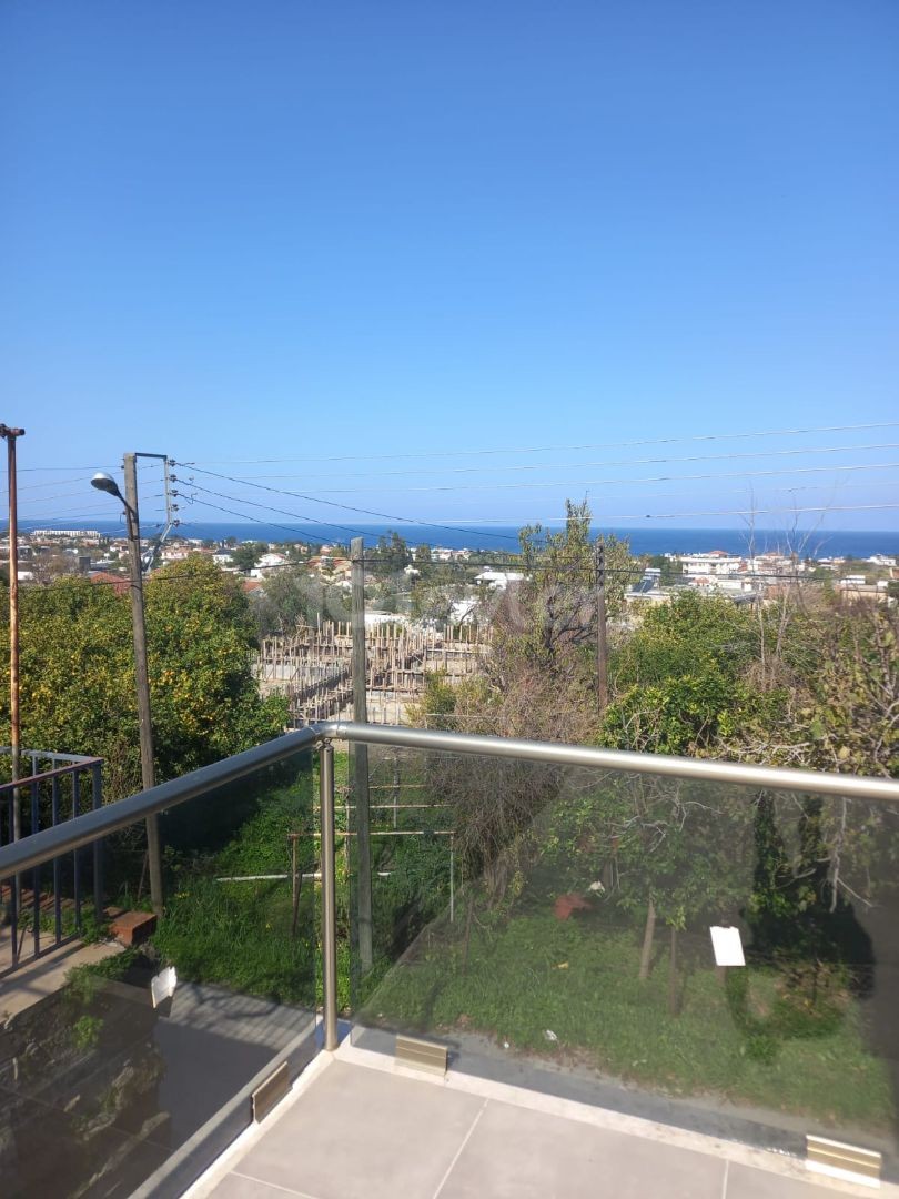 A NEW APARTMENT FLAT WITH 2 BEDROOMS AND EXCELLENT SEA AND MOUNTAIN VIEWS : Doğan Boransel 0533-8671911