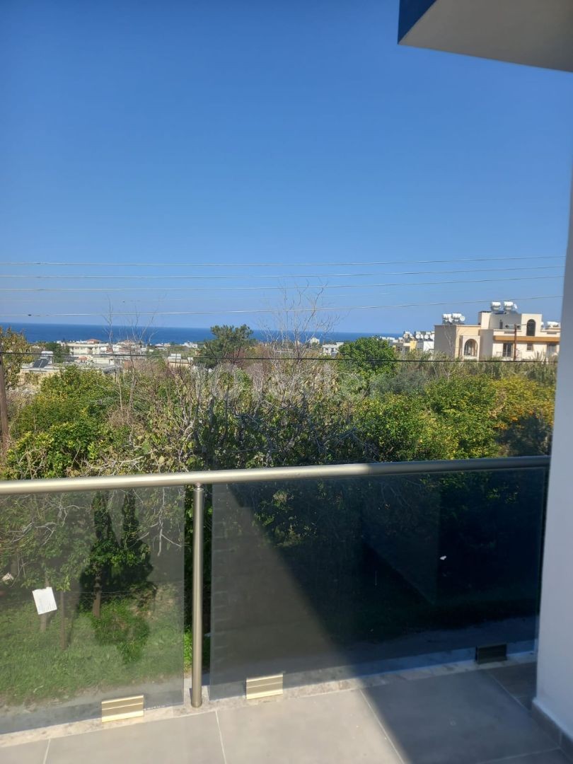 A NEW APARTMENT FLAT WITH 2 BEDROOMS AND EXCELLENT SEA AND MOUNTAIN VIEWS : Doğan Boransel 0533-8671911